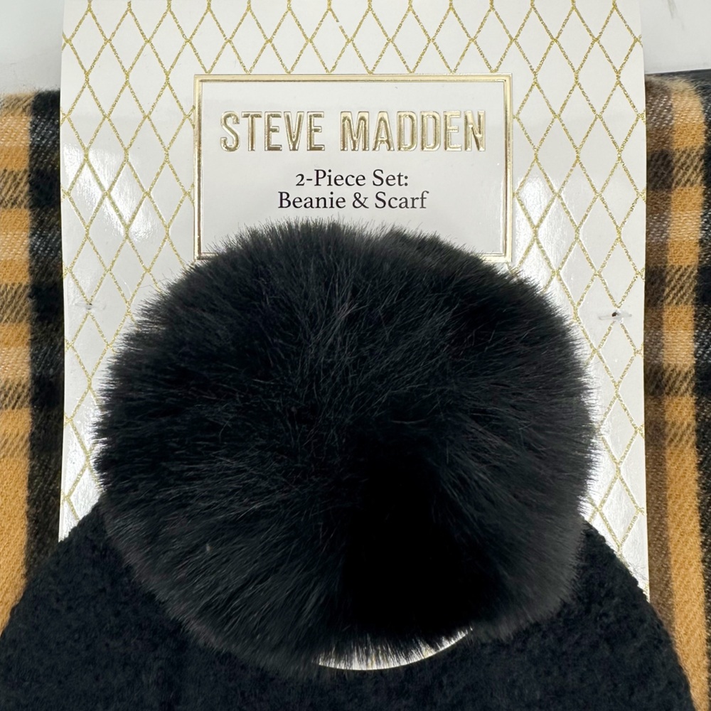 Steve Madden Beanie & Scarf Set Black Pom Beanie + Plaid Scarf NWT - Picture 4 of 11